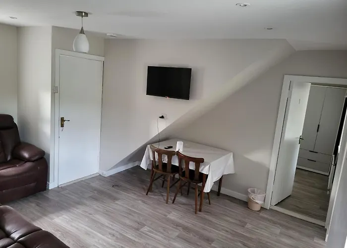 Mountain Stream House 度假居 *