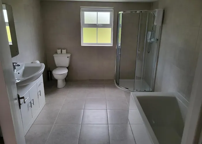 度假居 Mountain Stream House