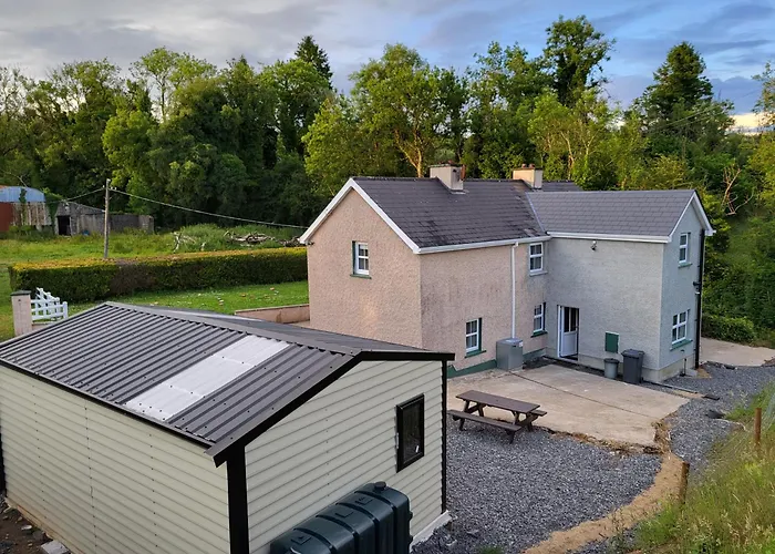 Mountain Stream House 度假居 *